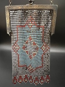 lot 197 image: Vintage Art Deco Whiting & Davis Mesh Purse Handbag in Blues