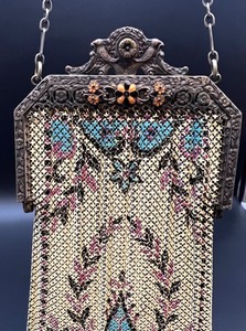 lot 35 image: Vintage Mandalian Mfg. Co. Mesh Bag Purse in Ivory with Blues & Pinks