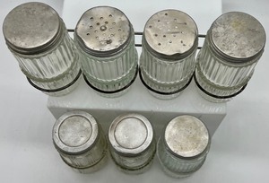 lot 229 image: Vintage Hoosier Glass Shaker Jars & Rack