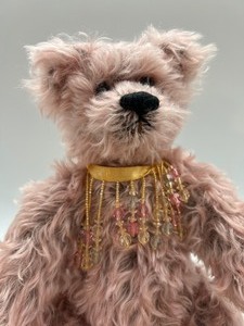 lot 254 image: Artisan Melodie Malore Mohair Bears - Pair