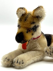 lot 169A image: Vintage Steiff Arco German Shepard