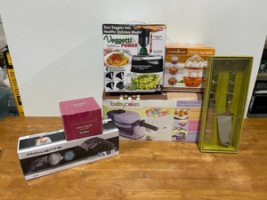 lot 28 image: Household Items