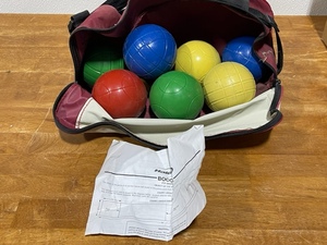 lot 32 image: Bocce Balls