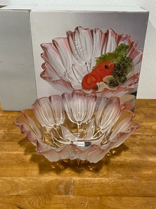 lot 46 image: Mikasa Tulip Pink 12 Bowl