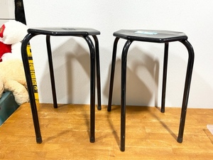 lot 105 image: Metal Stools