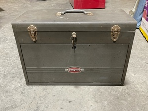 lot 106 image: Vintage Craftsman Tool Box and Tools