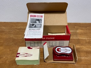 lot 109 image: Vintage Window Cleaning Kit