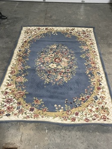 lot 123 image: Area Rug