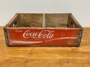 lot 125 image: Wood Coca Cola Crate