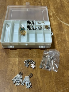 Assorted Jewelry