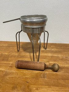 Vintage Food MillPress