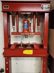 lot 12 image: 20 Ton SP-20 Press Unit