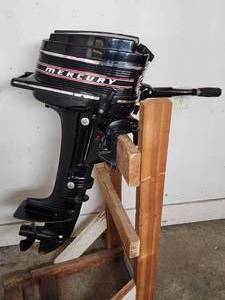 lot 36 image: Mercury Outboard Motor
