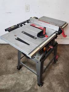 lot 28 image: Craftsman 10 Table Saw