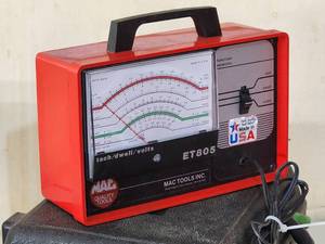lot 74 image: MAC TOOLS Inc Tack  Dwell  Volts Automotive Tester Model ET805