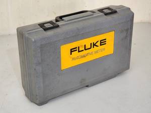 lot 139 image: Fluke Automotive Meter