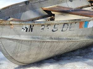 lot 119 image: 12 ft Aluminum Rowboat