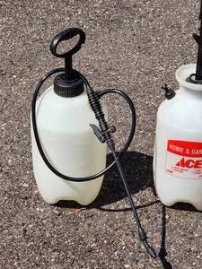 lot 194 image: Assorted Lawn Care Items