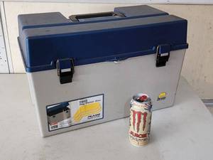 lot 170 image: Large Fishing Tackle Box with a Large Assortment of Lures
