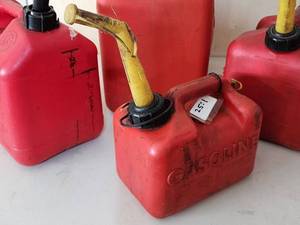 lot 189 image: Assorted Gas Cans