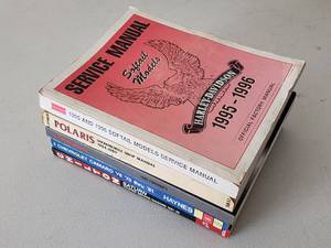 lot 124 image: (5) Assorted Repair Manuals