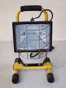 lot 242 image: Garage Floor Light