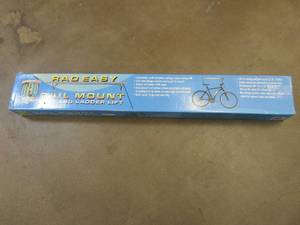 lot 146 image: Rad Bicycle Rail Mount Aluminum Hoist