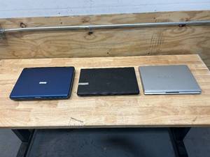 Lot of 3 Laptops- 2 Toshiba and 1 Gateway