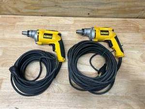 DEWALT Lot of 2- DW272 VSR Drywall Screwdrivers