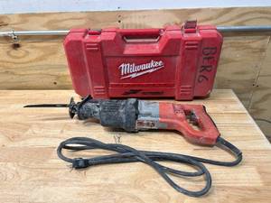 MILWAUKEE 6520-21 13 Amp Sawzall Orbital Recip Saw with Case