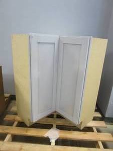 lot 18 image: Courtland Shaker Assembled 30 in. x 34.5 in. x 30 in. Lazy Susan Corner Base Right Kitchen Cabinet in Sterling Gray (NICE CONDITION)