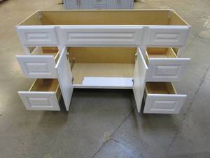 lot 86 image: Glacier Bay Hampton 60 in. W x 21 in. D x 33.5 in. H Bathroom Vanity Cabinet without Top in White (FRONT BOTTOM PANEL IS BROKEN)