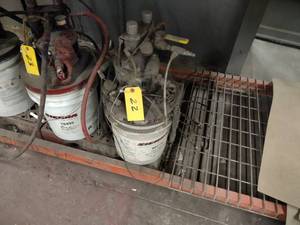 Graco Paint Pump with Spray Gun and...