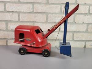 lot 286 image: TONKA No. 50 Pressed Steel Steam Shovel Toy - Made Between 1947-55