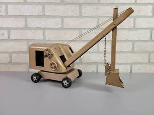 lot 288 image: STRUCTO Pressed Steel Earth Mover Steam Shovel Toy