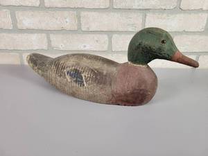 lot 304 image: Hand Carved Wood Duck