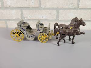 lot 307 image: Antique STANLEY Cast Aluminum Buggy w Cast Iron Horse Team