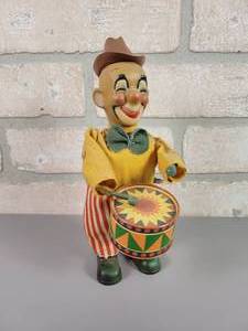 lot 339 image: RUSS Wind-up Clown Drummer - WORKS