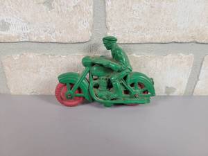 lot 345 image: Vintage AUBURN Motorcycle and Rider