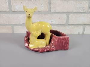 lot 410 image: Vintage Shawnee Pottery Deer & Fawn Planter