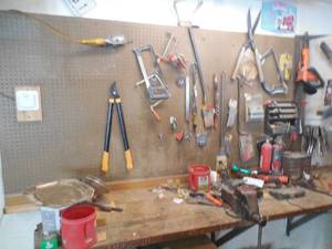 lot 44 image: Massive garage tool lot