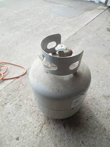 lot 47 image: 20 lb propane tank