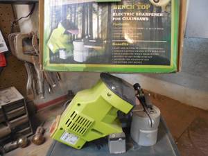 lot 64 image: Electric Chain Saw Chain Sharpener