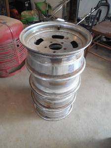 lot 74 image: Set of 4 5 bolt chrome rims