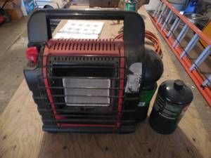 lot 104 image: Mr. Heater Buddy Heater