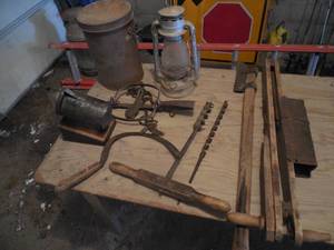 lot 105 image: Antique lot of tools & Collectibles