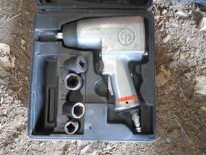 lot 170 image: 12 Air Impact with case & Some sockets