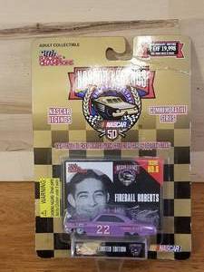 lot 3 image: Hot Wheels