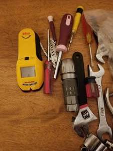 lot 38 image: Hand Tools