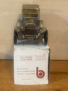 lot 127 image: Die Cast Car and Truck Banks